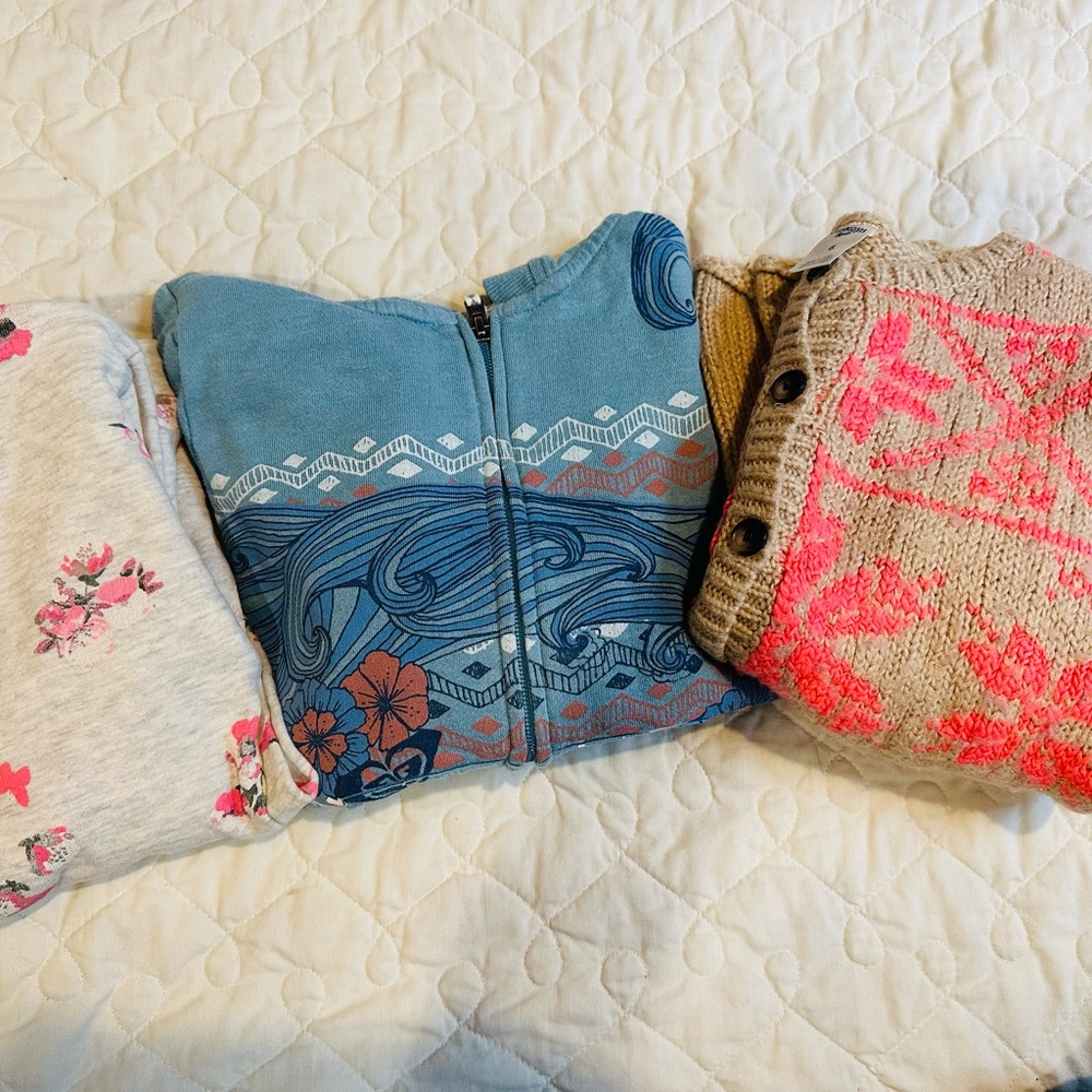 Bundle of girls sweaters size 6 H&M, Roxy and Oshkosh